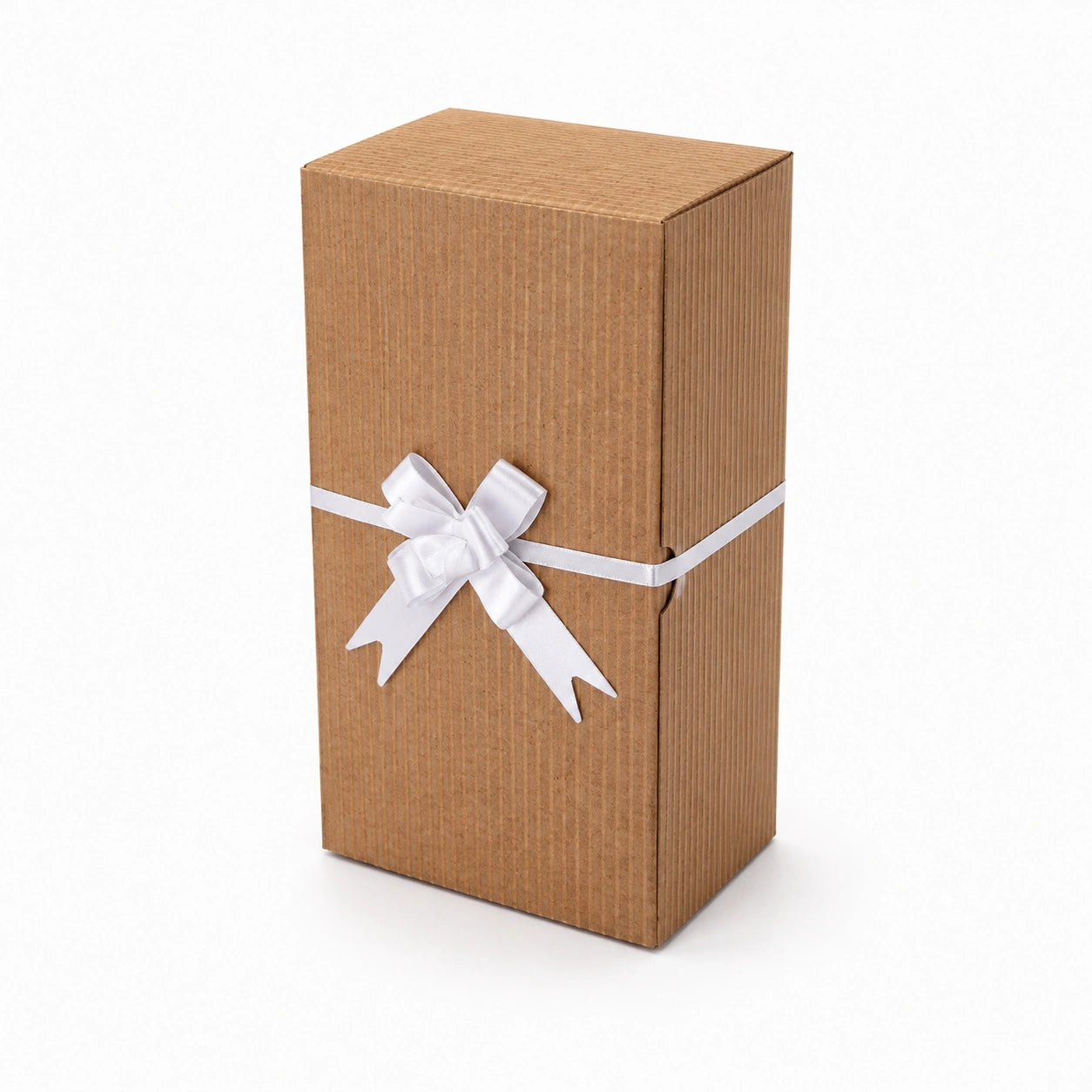 Boîte cadeau 15 x 15 x 30 cm en carton brun avec ruban blanc décoratif