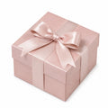 Boîte cadeau 15 x 15 x 8 cm en carton rose avec ruban en satin - emballage élégant